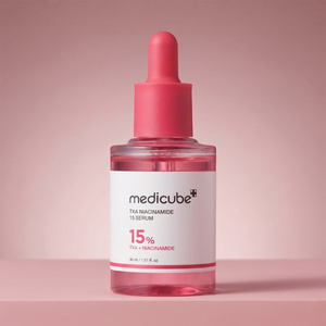 Medicube TXA Niacinamide 15 Serum rozjaśniające serum do twarzy z kwasem traneksamowym i niacynamidem 30 ml